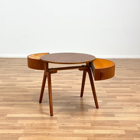 Small round table in teak, 1950s-60s, Denmark - Beyo Vintage
