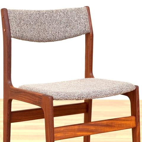 sold Set of 8 dining chairs in teak, 1950s-60s, Denmark - Beyo Vintage