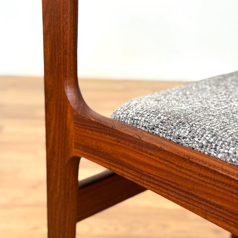 sold Set of 8 dining chairs in teak, 1950s-60s, Denmark - Beyo Vintage