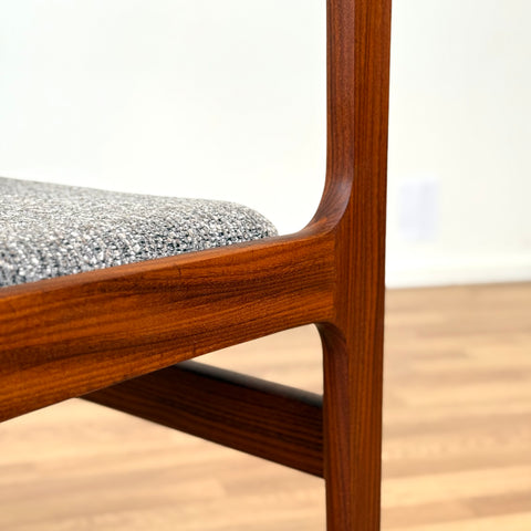 sold Set of 8 dining chairs in teak, 1950s-60s, Denmark - Beyo Vintage