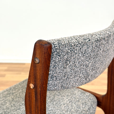sold Set of 8 dining chairs in teak, 1950s-60s, Denmark - Beyo Vintage