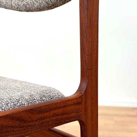 sold Set of 8 dining chairs in teak, 1950s-60s, Denmark - Beyo Vintage
