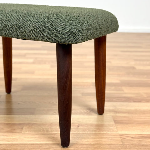 Stool in teak, 1950s-60s - Beyo Vintage