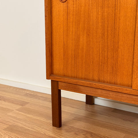 Swedish bookshelf in teak wood