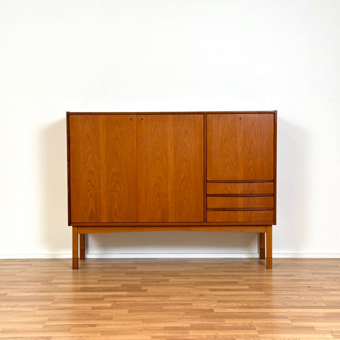 PRICE Highboard in teak, 1950s-60s, Sweden - Beyo Vintage