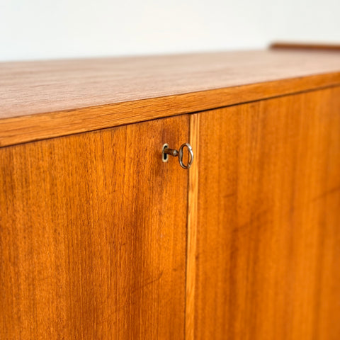 Highboard in teak and oak, 1950s-60s, Sweden - Beyo Vintage