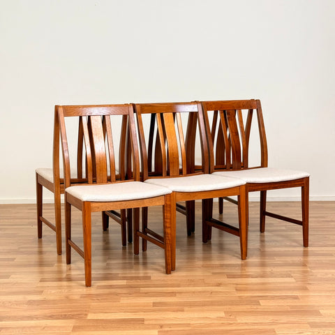PRICE Set of 6 dining chairs in teak by J.L Möller, 1950s-60s, Denmark - Beyo Vintage