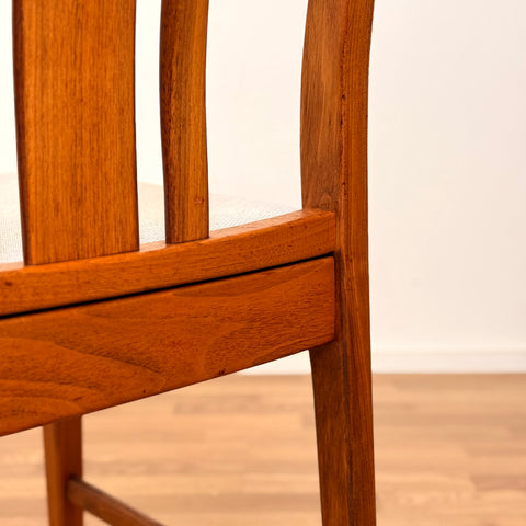 PRICE Set of 6 dining chairs in teak by J.L Möller, 1950s-60s, Denmark - Beyo Vintage