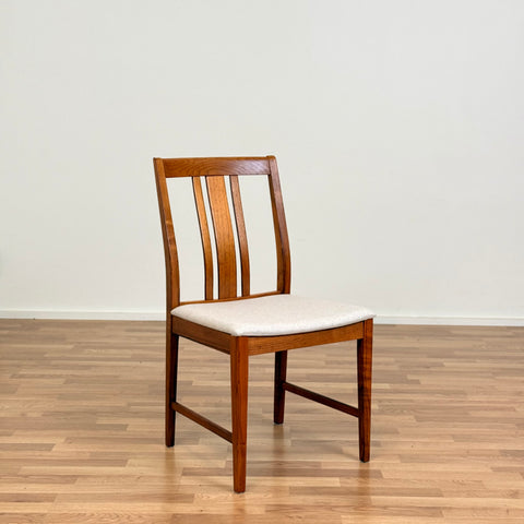 PRICE Set of 6 dining chairs in teak by J.L Möller, 1950s-60s, Denmark - Beyo Vintage