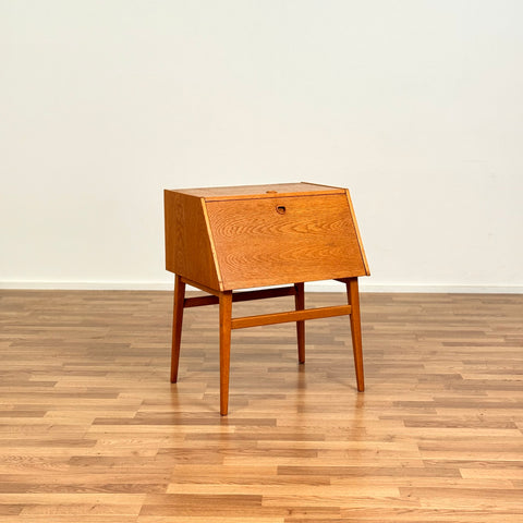 Swedish side table in oak by Stig Bolaget