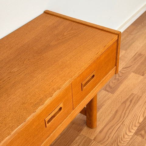 Sideboard in oak by AB Glas och Trä, Hovmantorp, 1950s-60s, Sweden - Beyo Vintage