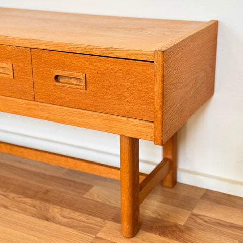Sideboard in oak by AB Glas och Trä, Hovmantorp, 1950s-60s, Sweden - Beyo Vintage