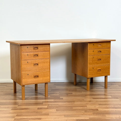 Writing desk in oak, 1950s-60s, Sweden - Beyo Vintage