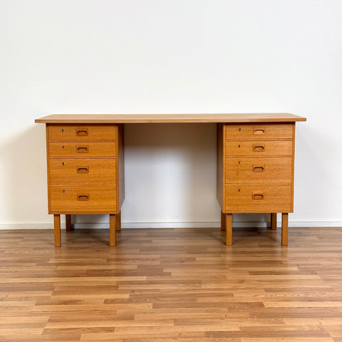 Writing desk in oak, 1950s-60s, Sweden - Beyo Vintage