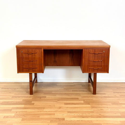 Writing desk in teak, 1950s-60s, Denmark - Beyo Vintage