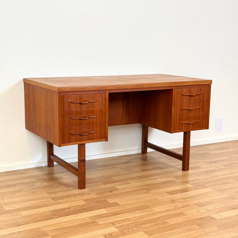 Writing desk in teak, 1950s-60s, Denmark - Beyo Vintage