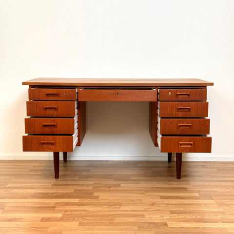 Writing desk in teak, 1950s-60s, Denmark - Beyo Vintage