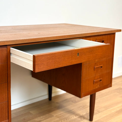 Writing desk in teak, 1950s-60s, Denmark - Beyo Vintage