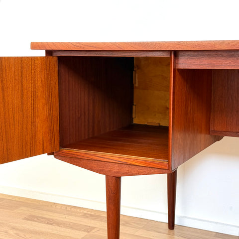 Writing desk in teak, 1950s-60s, Denmark - Beyo Vintage