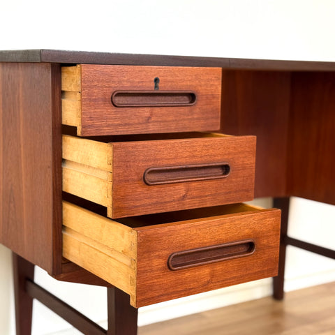 Writing desk in teak, 1950s-60s, Denmark - Beyo Vintage