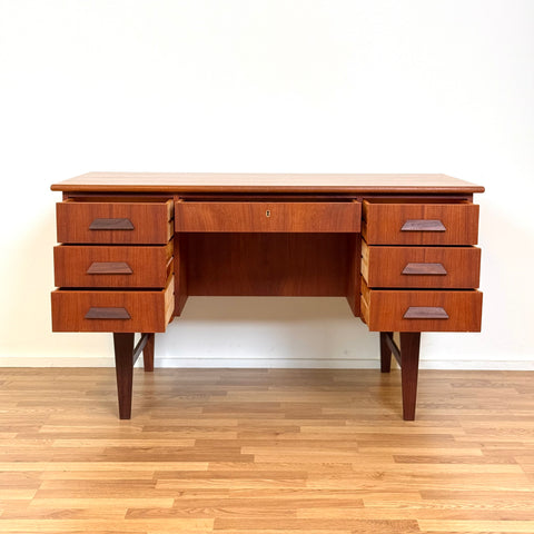 Writing desk in teak, 1950s-60s, Denmark - Beyo Vintage