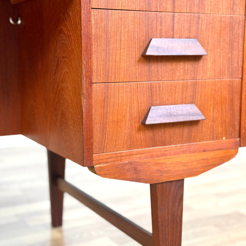 Writing desk in teak, 1950s-60s, Denmark - Beyo Vintage