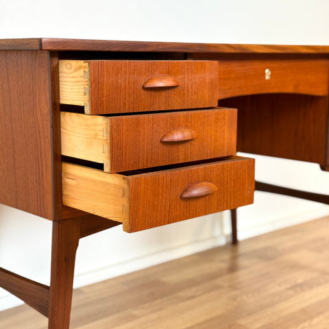 Writing desk in teak by Svend Å. Madsen, 1950s-60s, Denmark - Beyo Vintage
