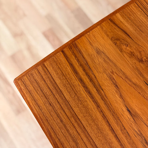 Dining table in teak, 1950s-60s, Denmark - Beyo Vintage