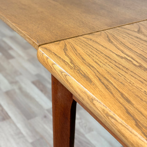 Dining table in oak & teak, 1950s-60s, Denmark - Beyo Vintage