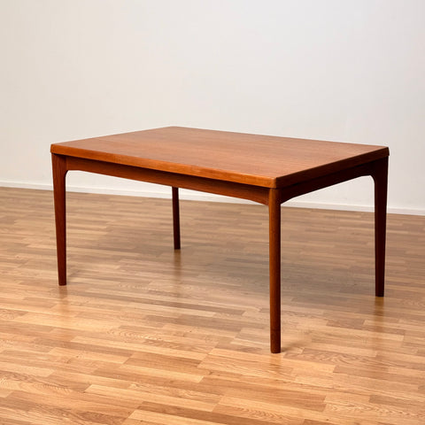 Dining table in teak by Vejle Möbelfabrik A/S, 1950s-60s, Denmark - Beyo Vintage