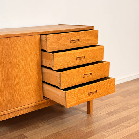 Sideboard in oak by Hermie (NOT SURE CHECK STAMP), 1950s-60s, Sweden - Beyo Vintage