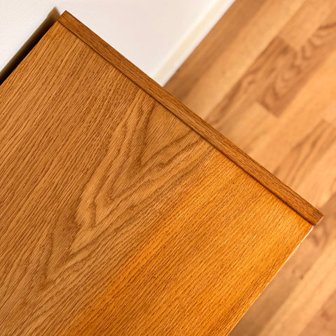 Sideboard in oak by Hermie (NOT SURE CHECK STAMP), 1950s-60s, Sweden - Beyo Vintage