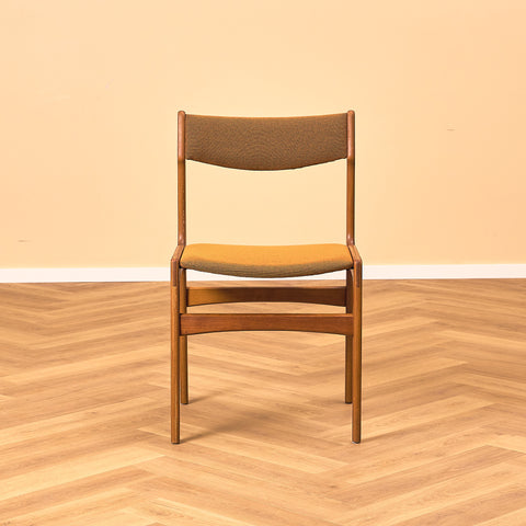 Danish set of 6 dining chairs by Erik Buch for Nova Stolefabrik