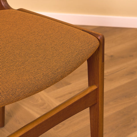 Danish set of 6 dining chairs by Erik Buch for Nova Stolefabrik