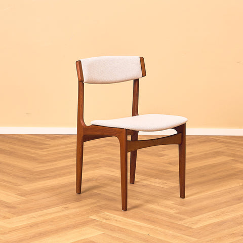 Danish dining chairs in teak, model 'Stol nr 4', by Thorsø Stole- och Møbelfabrik