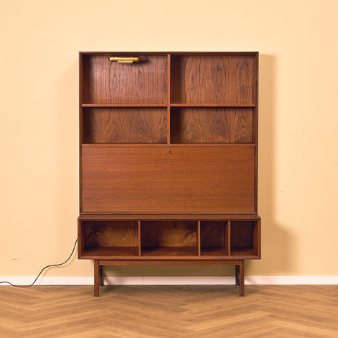 Danish bookshelf in teak